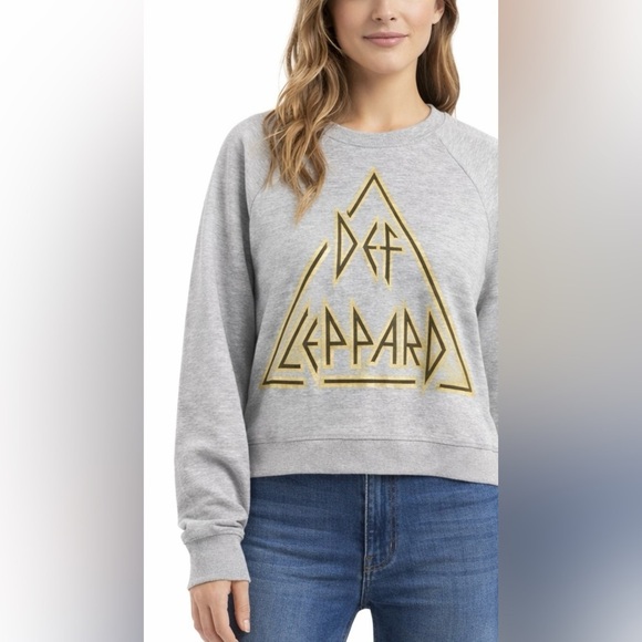 Lucky Brand Tops - Lucky Brand Def Leppard Sweatshirt Women’s L Gray Gold Logo NWT